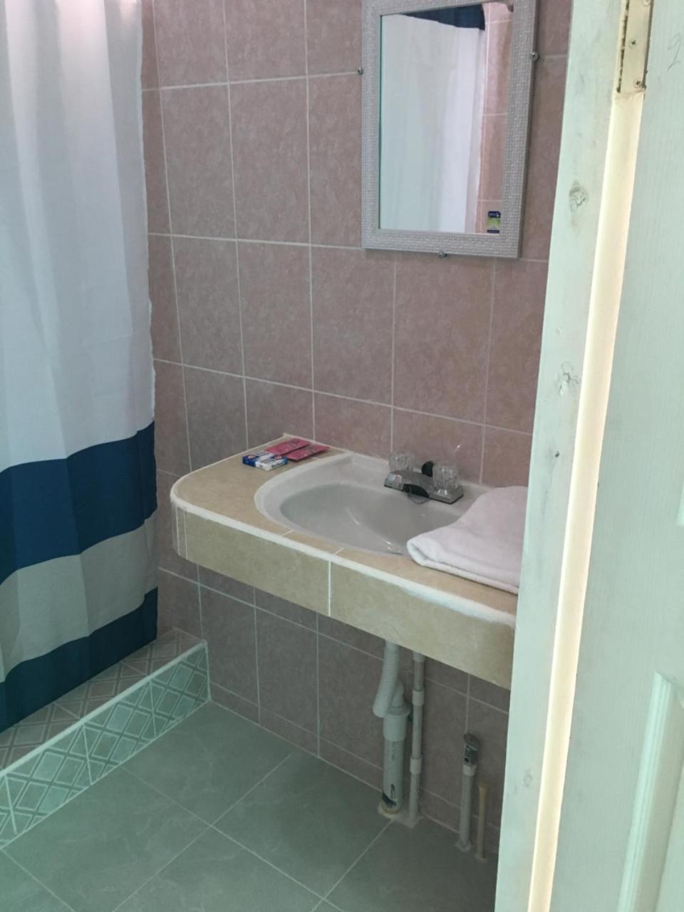 Sarteneja Inn Kültér fotó