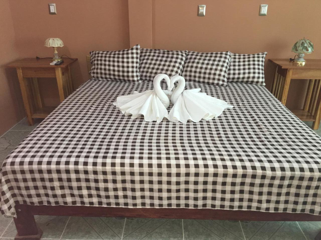 Sarteneja Inn Kültér fotó
